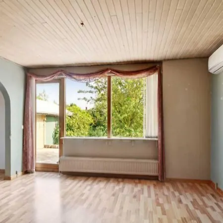 Lyderslev Villa *
